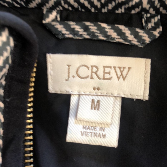 J. Crew herringbone puffy vest - size medium - Picture 4 of 5